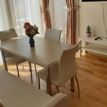 Flowerapartment *